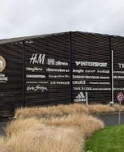 bp pulse Charging Station image 10