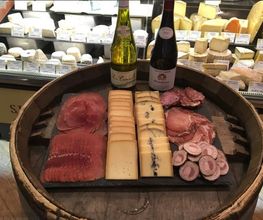 Cave Des Sommeliers image 6
