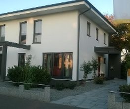 Auch Living Haus ist mit einem Fertighaus im Musterhauspark Mannheim vertreten.