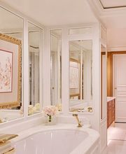 Four Seasons Hotel George V, Paris image 7