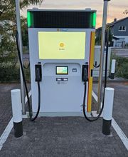 Shell Recharge Charging Station Bild 2