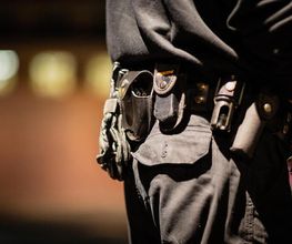 Überprüfen auf unbefugte Personen