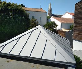 Tuile & Zinc image 16