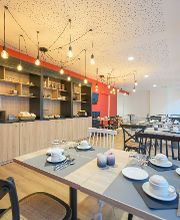 Nemea Appart'Hotel Coliseum Amiens Centre image 3