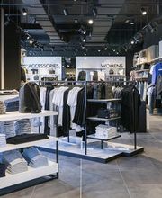 Calvin Klein Outlet immagine 4