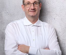 Dr.Usebach.jpg