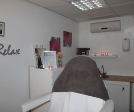 Kniest Hair en Beautysalon