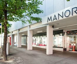 MANOR Wohlen Bild 1