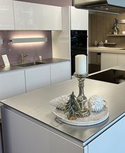 Sanitas Troesch Fischer Küchen & Haushaltgeräte, Küchenausstellung Luzern Bild 5