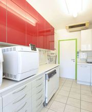 Studio dentistico dr. med. Airoldi Giulio Bild 13