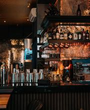 Cue Café Restaurant & Lounge Bar Bild 3