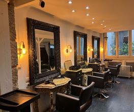 Salon Bruno image 5