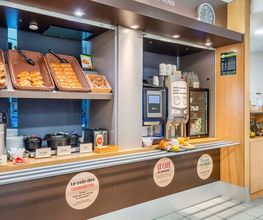 B&B HOTEL Cholet Sud image 14