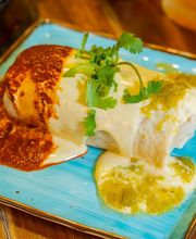 La Mexicana Taco Bar image 7