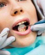 Zahnreinigung
Dental Team Palace