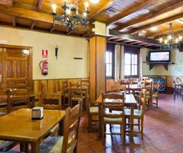 hostal-rural-labella-cafeteria-05.jpg