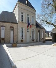 A La Petite Commission image 6