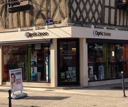 Optic 2000 image 1
