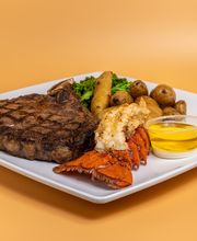 Tampa Gold Club Gentlemen's Club & Steakhouse image 20