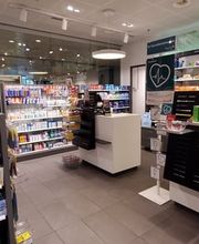 check-out-schalter-amavita-apotheke-löwencenter