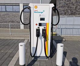 Shell Recharge Charging Station Bild 2