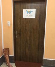 dr. med. Dapó Annamaria Bild 1