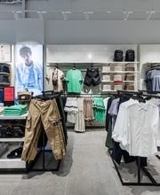 Calvin Klein Outlet image 7