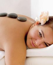 Kosmetik-Institut Jeannette Zeugin Bild 2