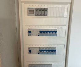 R & V Elektrotechnik Bild 8