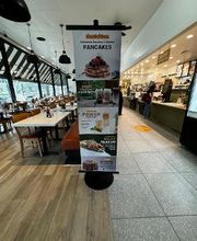 Corner Bakery Cafe image 4