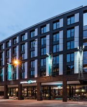 Hotel Motel One Bremen- Exterior