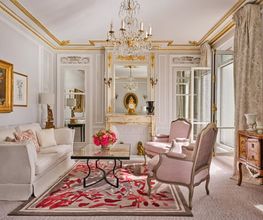 Hôtel Plaza Athénée, Paris