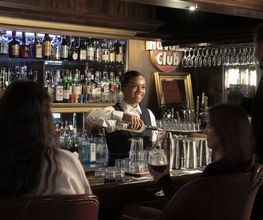 Backboard Bar im Maritim Hotel Bellevue Kiel