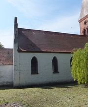 Kirche Sommerfeld Dach vor Sanierung.jpg
