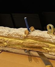 Legendäre Cremeschnitte Zunftstube