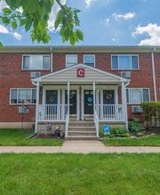 Concord Court Apartments image 7