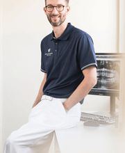 Zahnarztpraxis Bellevue AG Bild 1