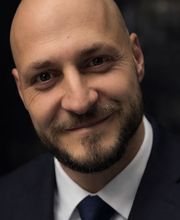 portraitSq