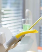 dr. med. dent. Nyffeler Tino Dr. - Studio Medico Dentistico Bild 8