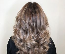 Lilian Hair Salon Bild 38