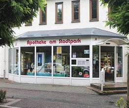 Aussenansicht der Apotheke am Stadtpark