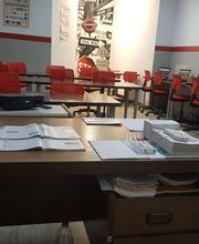 Autoescuela Ibiza Conduce imagen 4