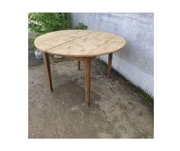 La Petite Brocanteuse image 10