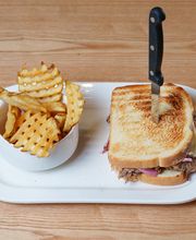 NONIS BRUNCH HOUSE image 14