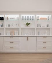 Pūr Skin Clinic image 19