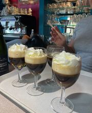 Cafe Les Lilas image 1