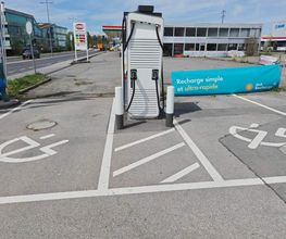 Shell Recharge Charging Station Bild 2