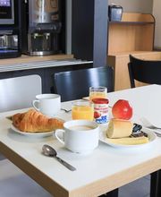 B&B HOTEL Beaune Sud 2 image 3