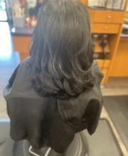 Fantastic Sams Cut & Color image 5