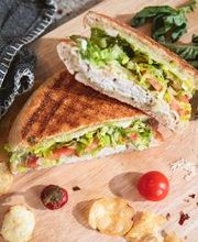 Sauce Pizza & Wine image 3